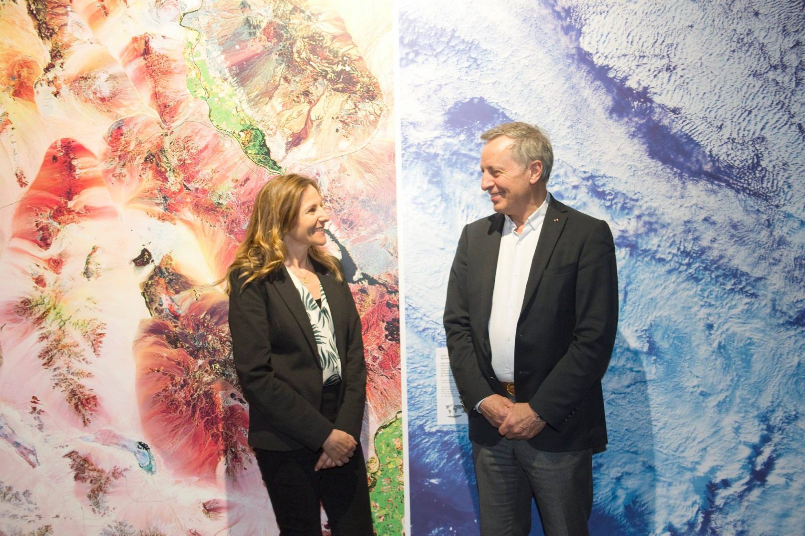 55939872 2252105081671213 9067713930897391616 O